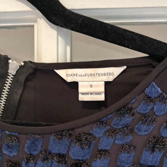 Diane Von Furstenberg Dressy top - Picture 2 of 3